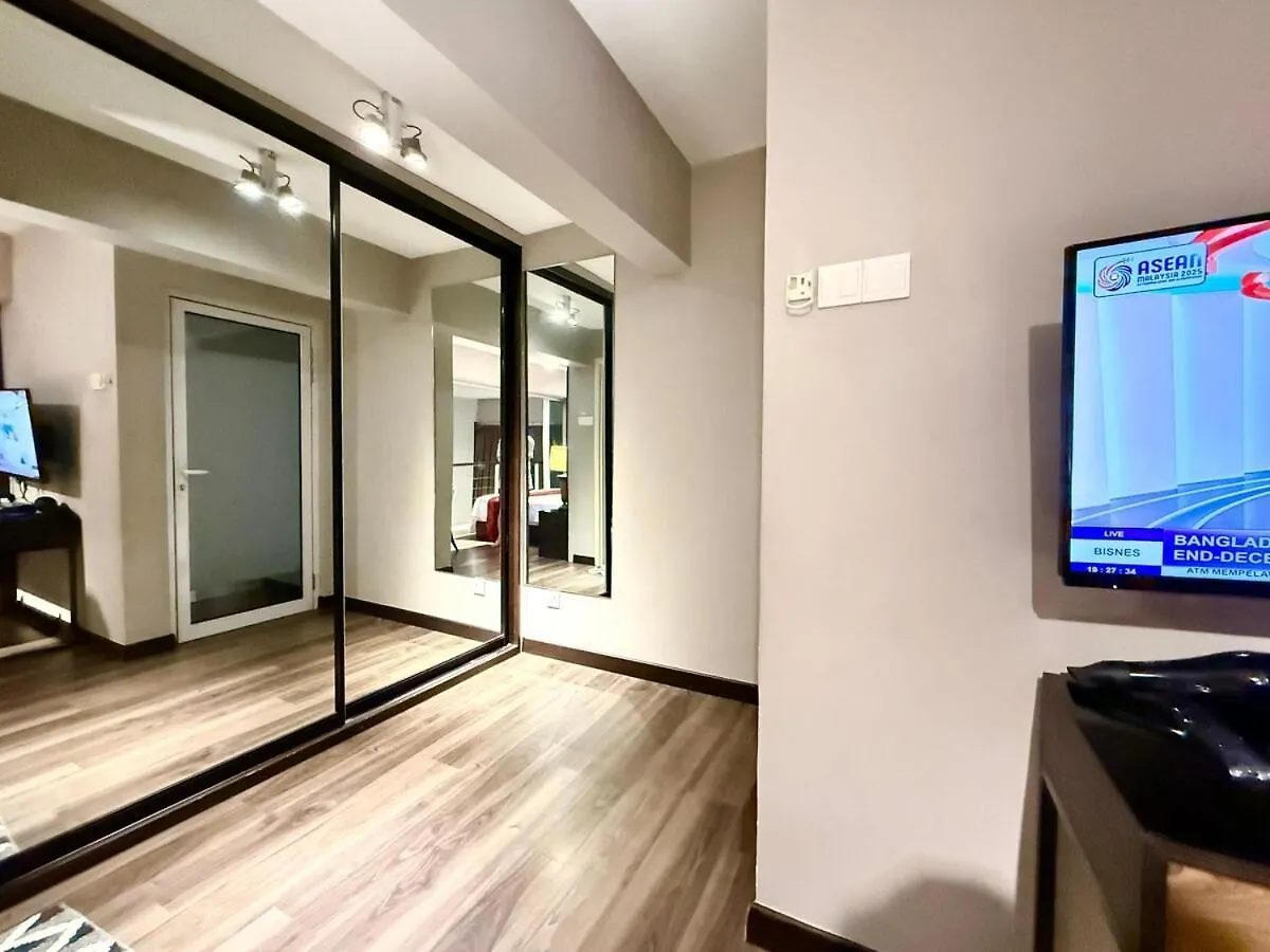 Ferienwohnung Seaview Seafront Duplex In Town With Wifi & Full Kitchen 10 George Town 0*,  Ma­lay­sia