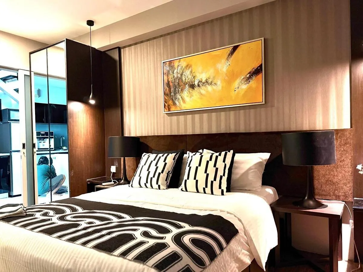 Apartment Ferienwohnung Seaview Seafront Duplex In Town With Wifi & Full Kitchen 10 George Town